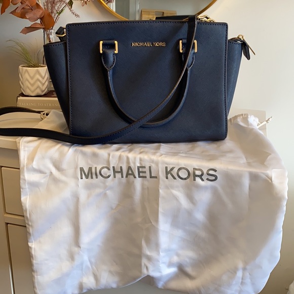 Michael Kors Navy Selma Bag, Medium Satchel - Picture 10 of 10